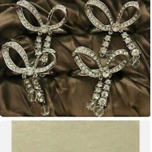 L’objet Napkin Rings Platinum Bows